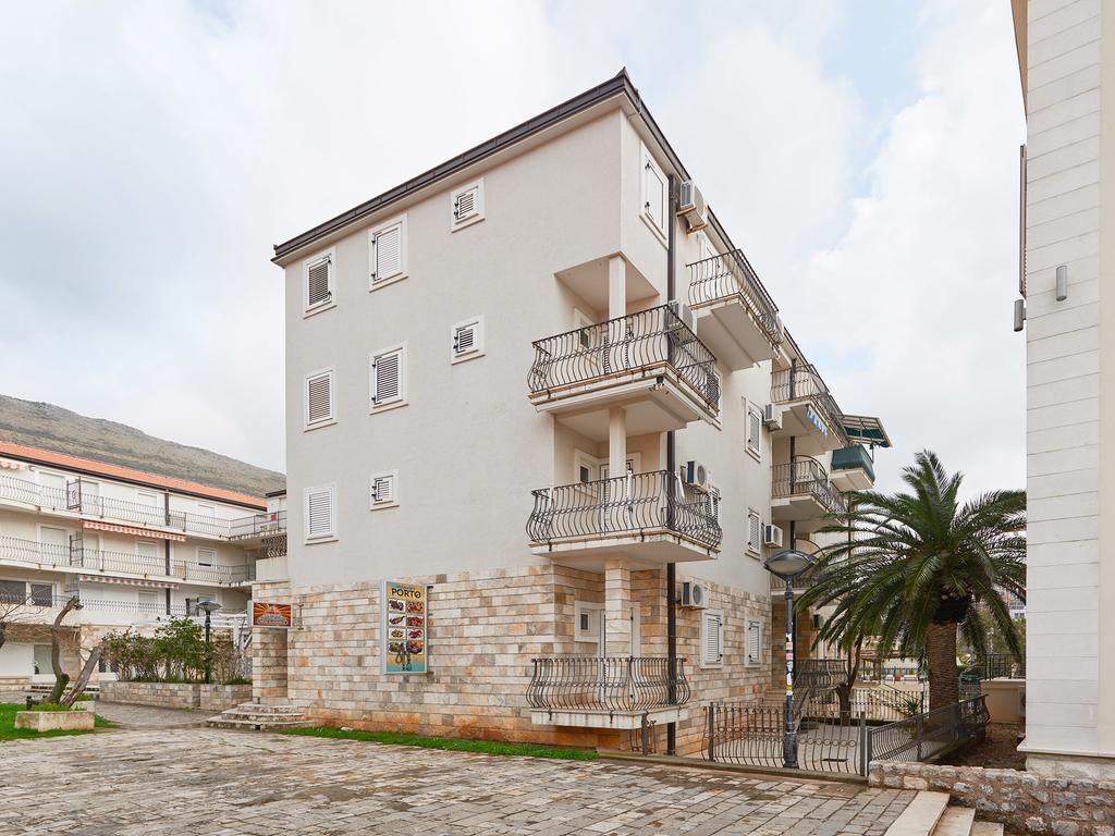 Blue Mare Apartment Petrovac na moru Exterior foto